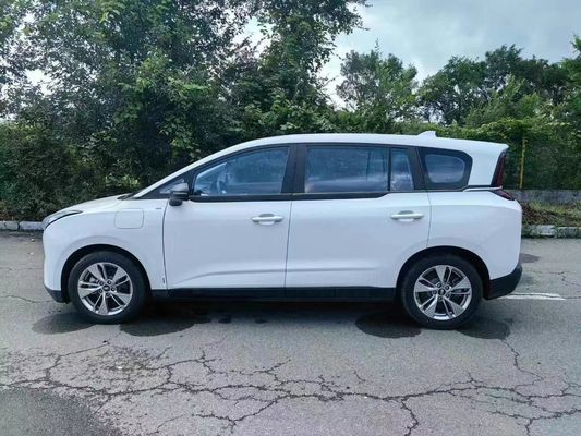 2023 Automóvel FAW Pentium Nat Branco Veículo multiuso Combustível a gasolina ou elétrico