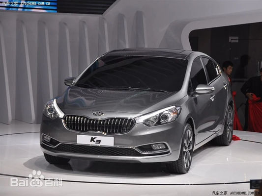 K3 Kia Subcompact Car 4 portas Sedan com tela sensível ao toque de alta resolução