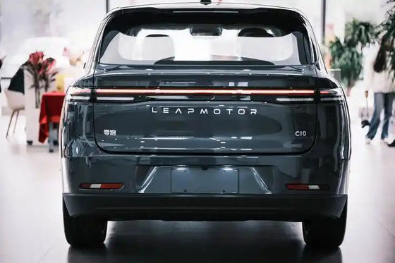 Crossover de tamanho médio Leapmotor C10 Cinzento 530 Comfort Edition SUV familiar elétrico