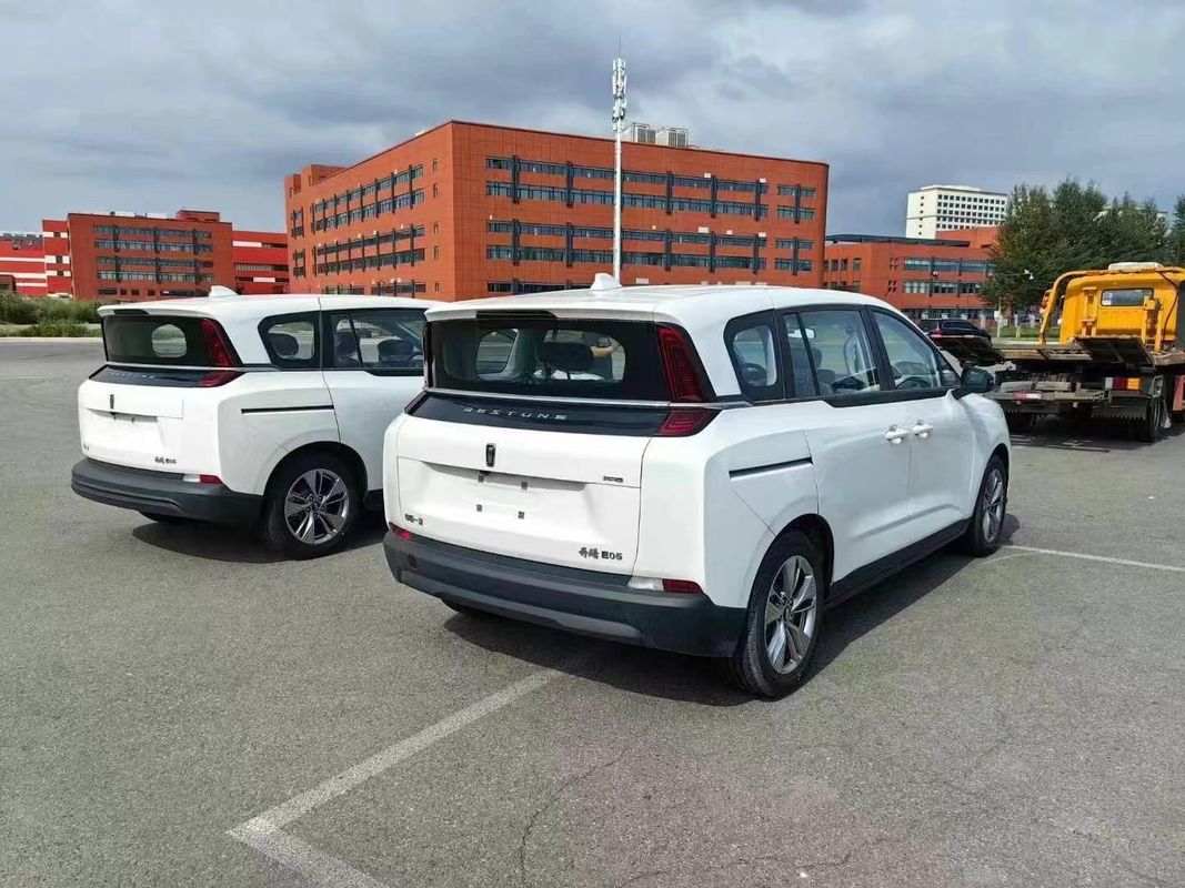 2023 FAW Pentium Nat Diamante Branco Cor Veículo de Nova Energia 5 lugares Zero Emissão