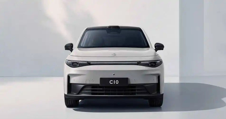 Crossover de tamanho médio Leapmotor C10 Cinzento 530 Comfort Edition SUV familiar elétrico
